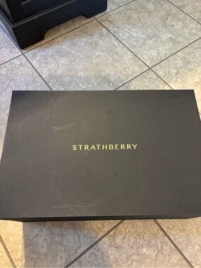 Hazelnut Strathberry Mosaic Cabas tan new